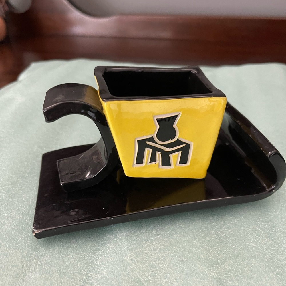 Modern Design Decorative Tea/Coffee Set - Picture 4 of 5